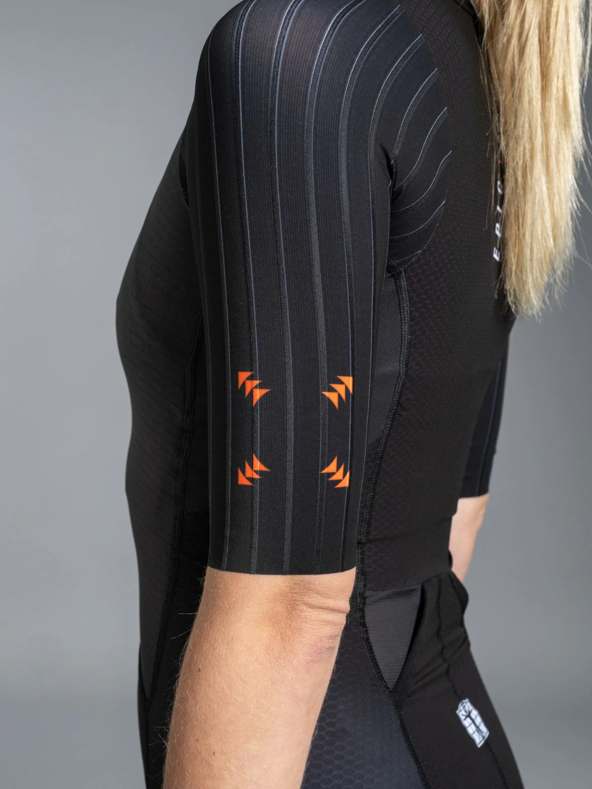 Epic Aero Women's Tri Suit Eclipse Black - Image 7