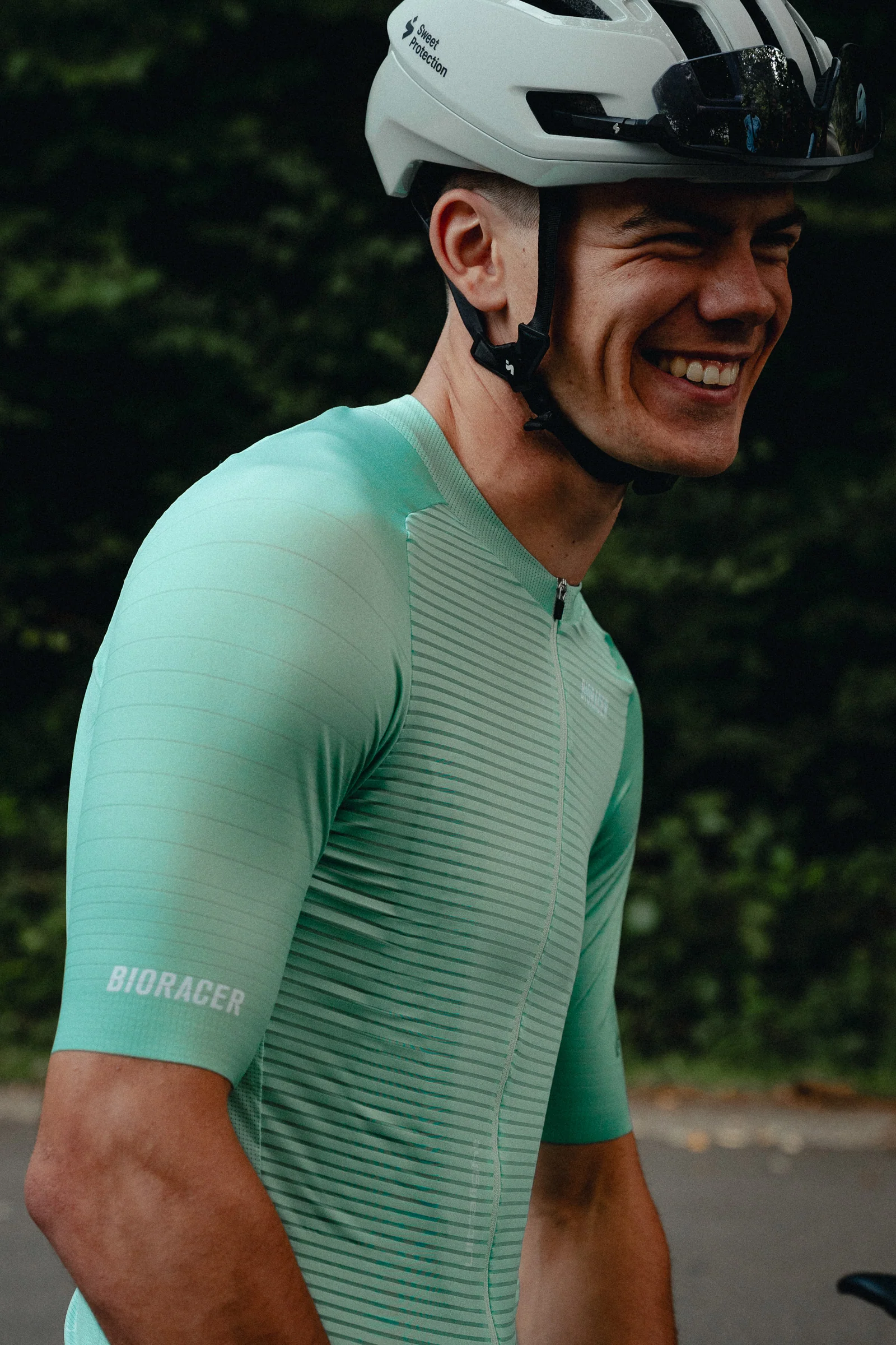 Epic Ultralight Jersey Icy Green - Image 10