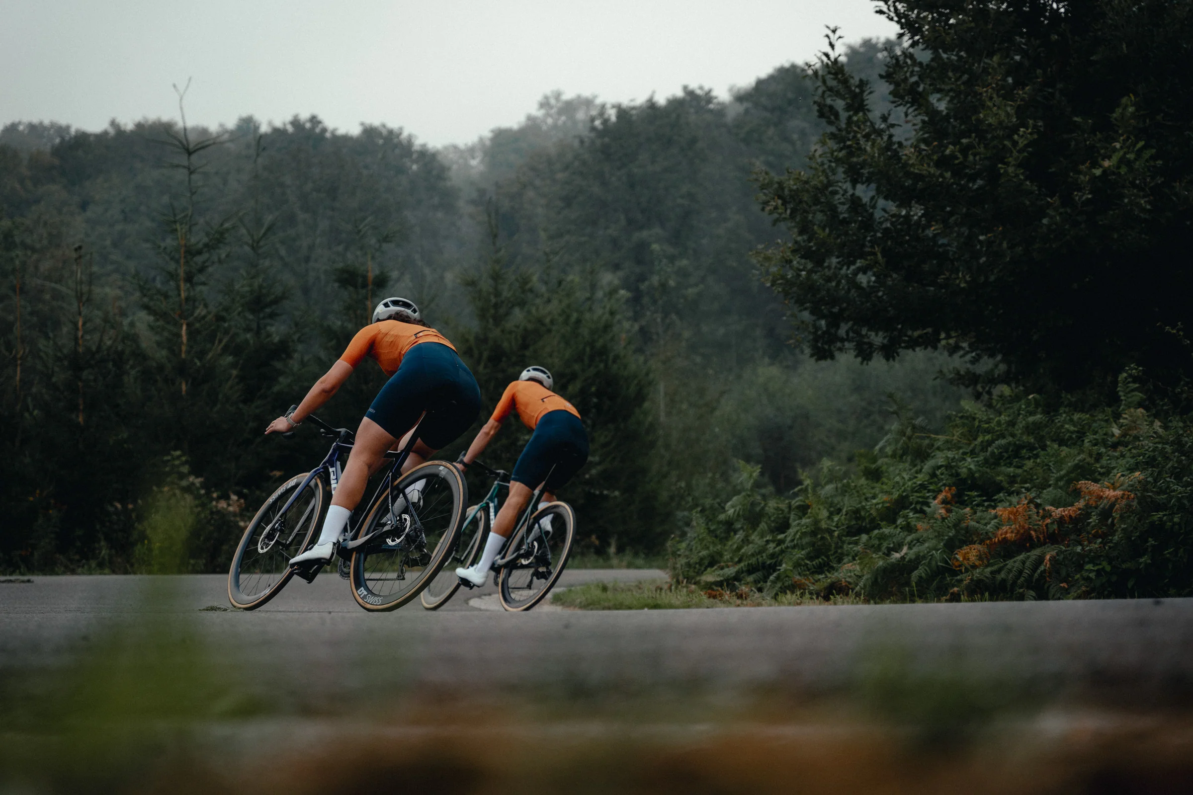 Epic Ultralight Jersey Rusty Ochre - Image 11
