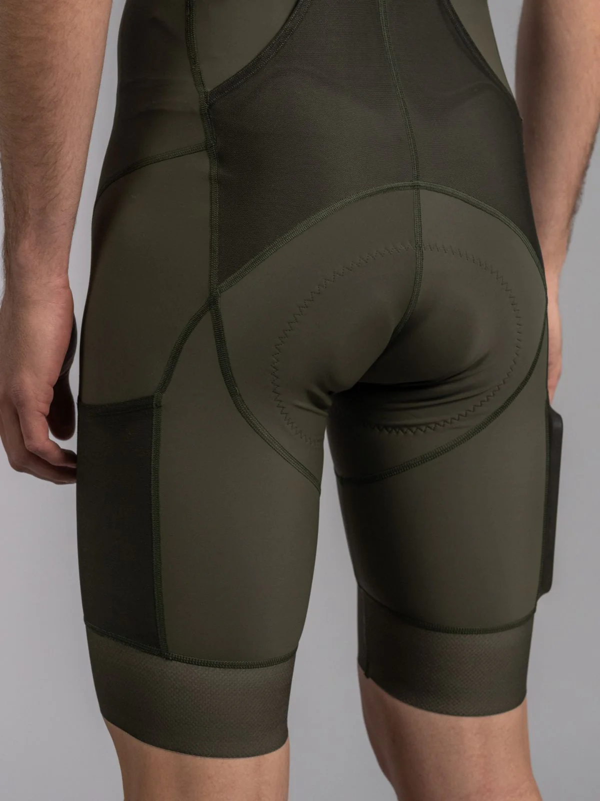 Icon Gravel Bibshorts Olive - Image 8