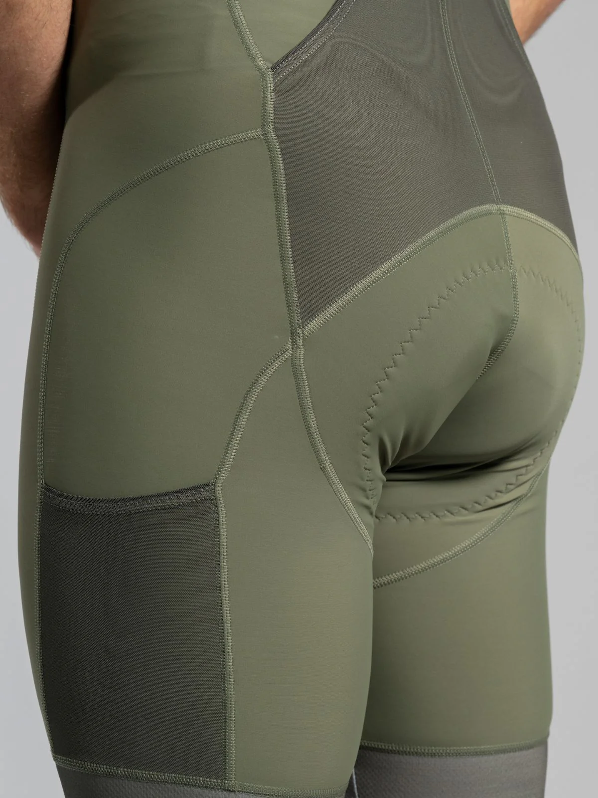 Icon Gravel Bibshorts Thyme Green - Image 8