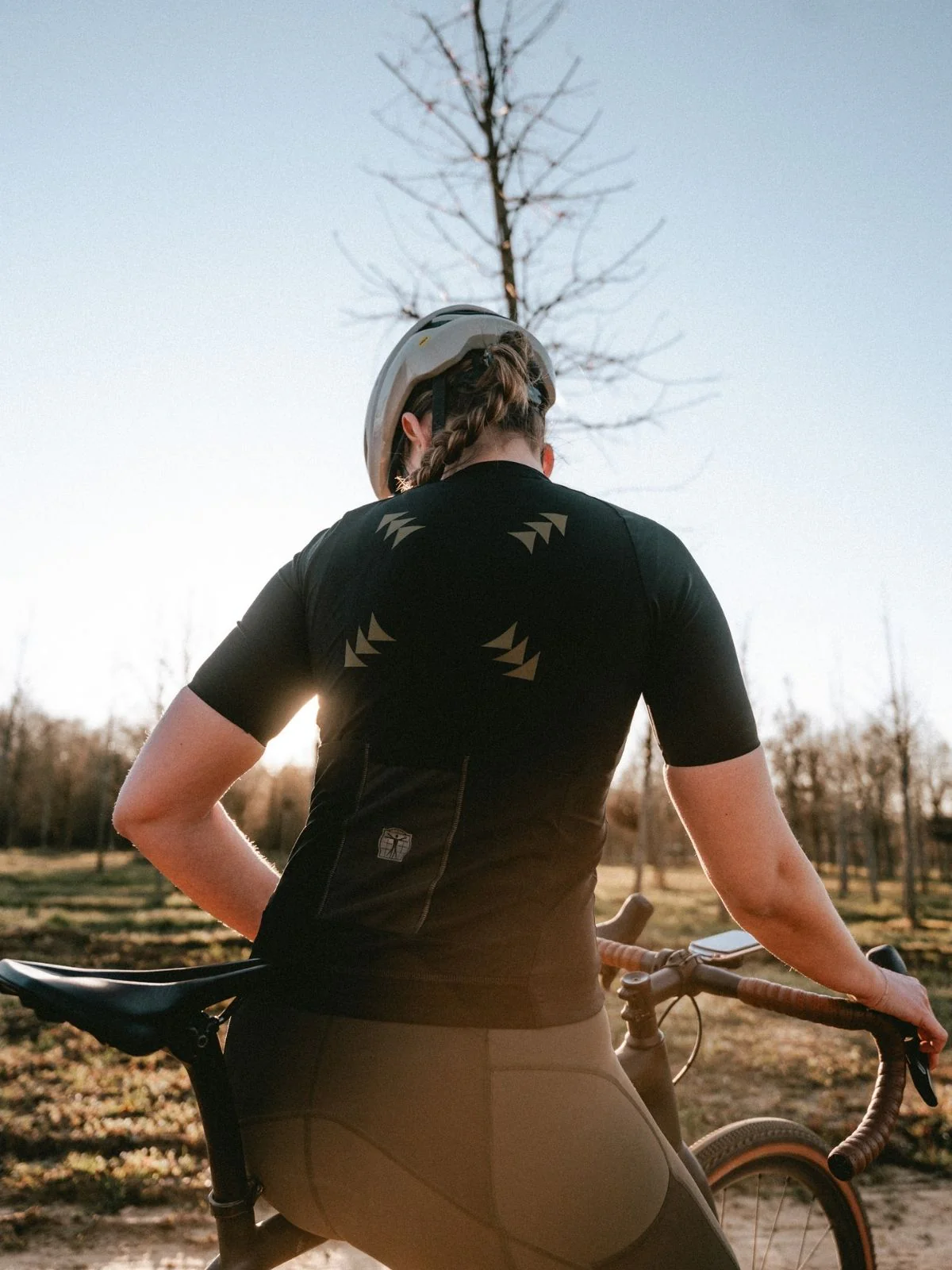Gravel Women's Jersey Olive - Image 4