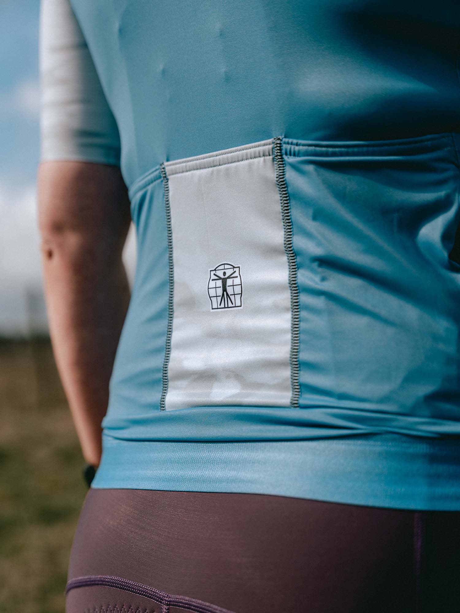 Icon Women's Jersey Focus - Image 7